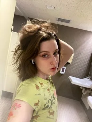 Ellamyvalentine content