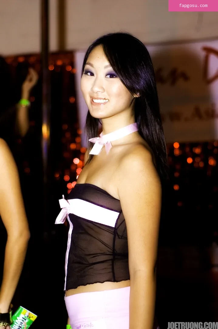 Evelyn Lin
