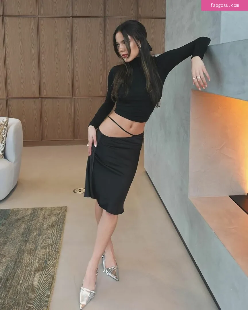 Ella Mendelsohn - Photo #136