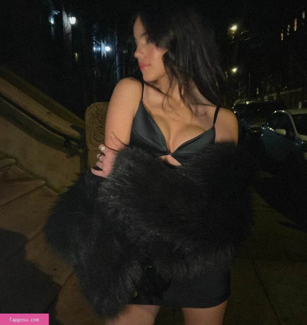 Ella Mendelsohn - Photo #3