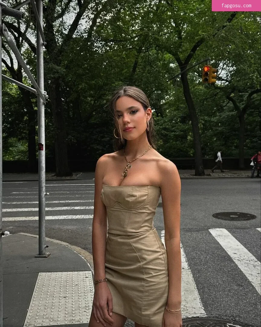 Ella Mendelsohn - Photo #57