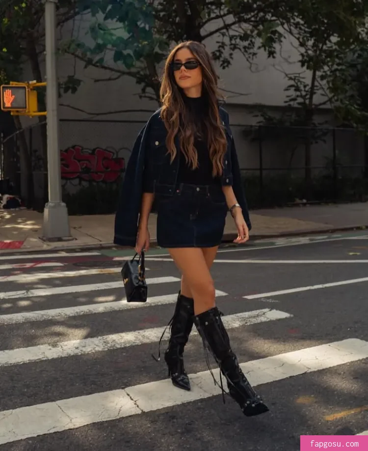 Ella Mendelsohn - Photo #602