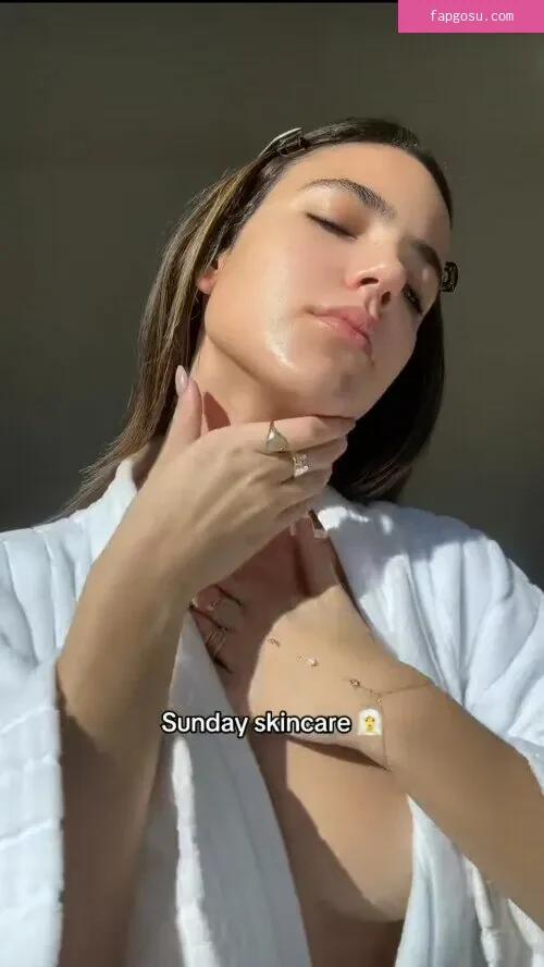 Ella Mendelsohn - Photo #683