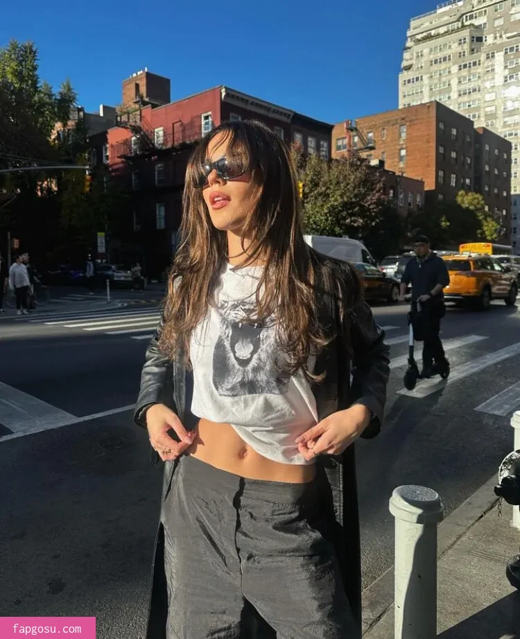 Ella Mendelsohn - Photo #705
