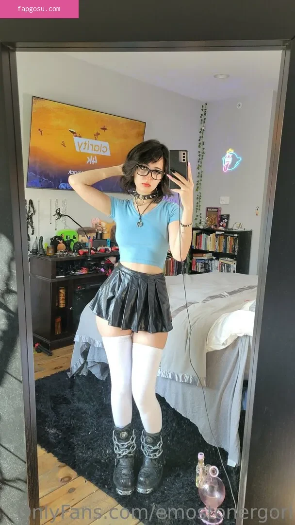 Emostonergorl