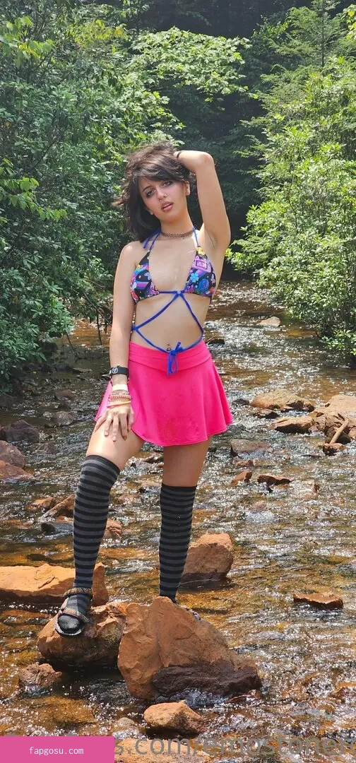 Emostonergorl