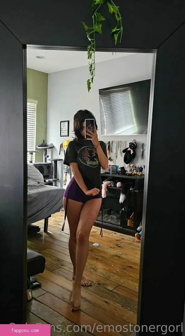 Emostonergorl