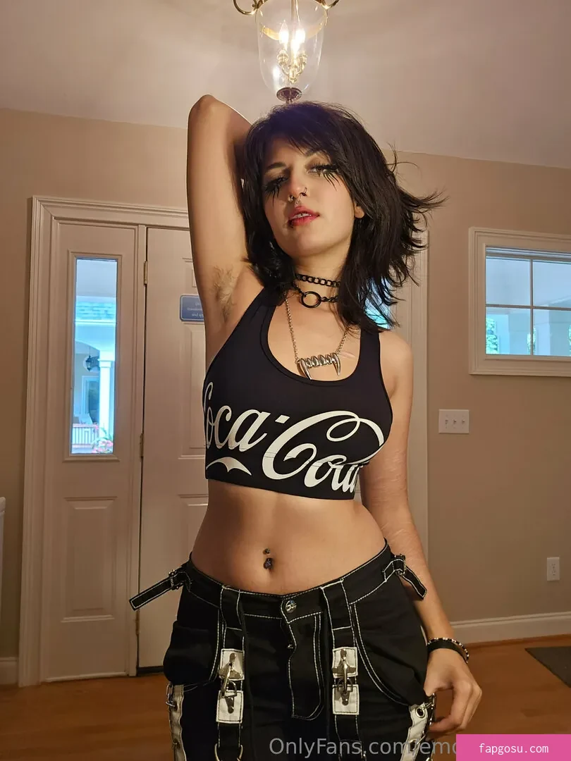 Emostonergorl