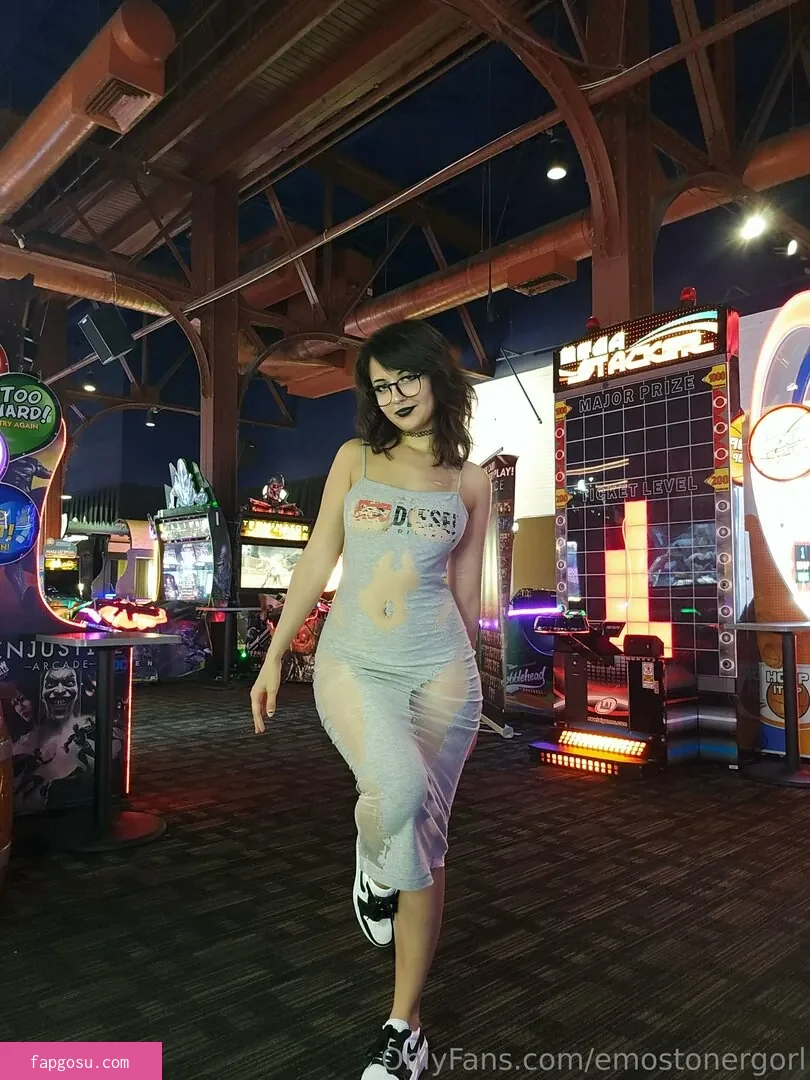 Emostonergorl