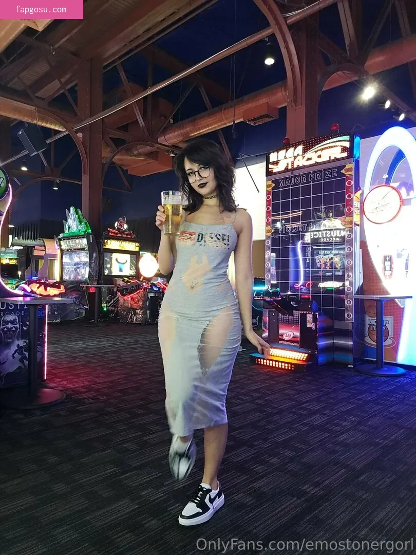 Emostonergorl