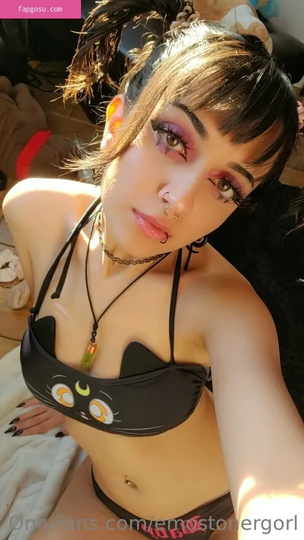 Emostonergorl