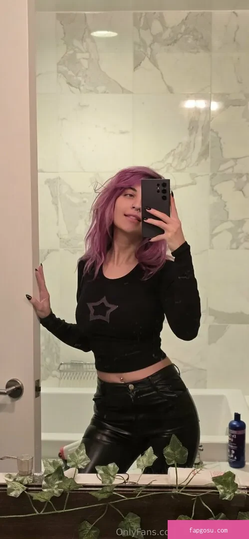 Emostonergorl