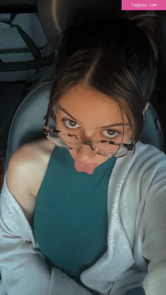 Ellie Nova