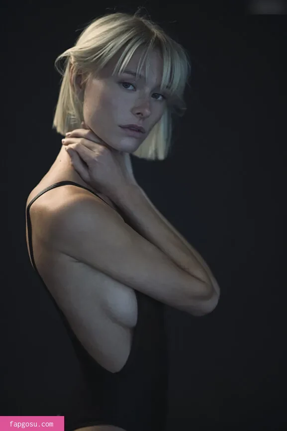Emily Nina Streckies