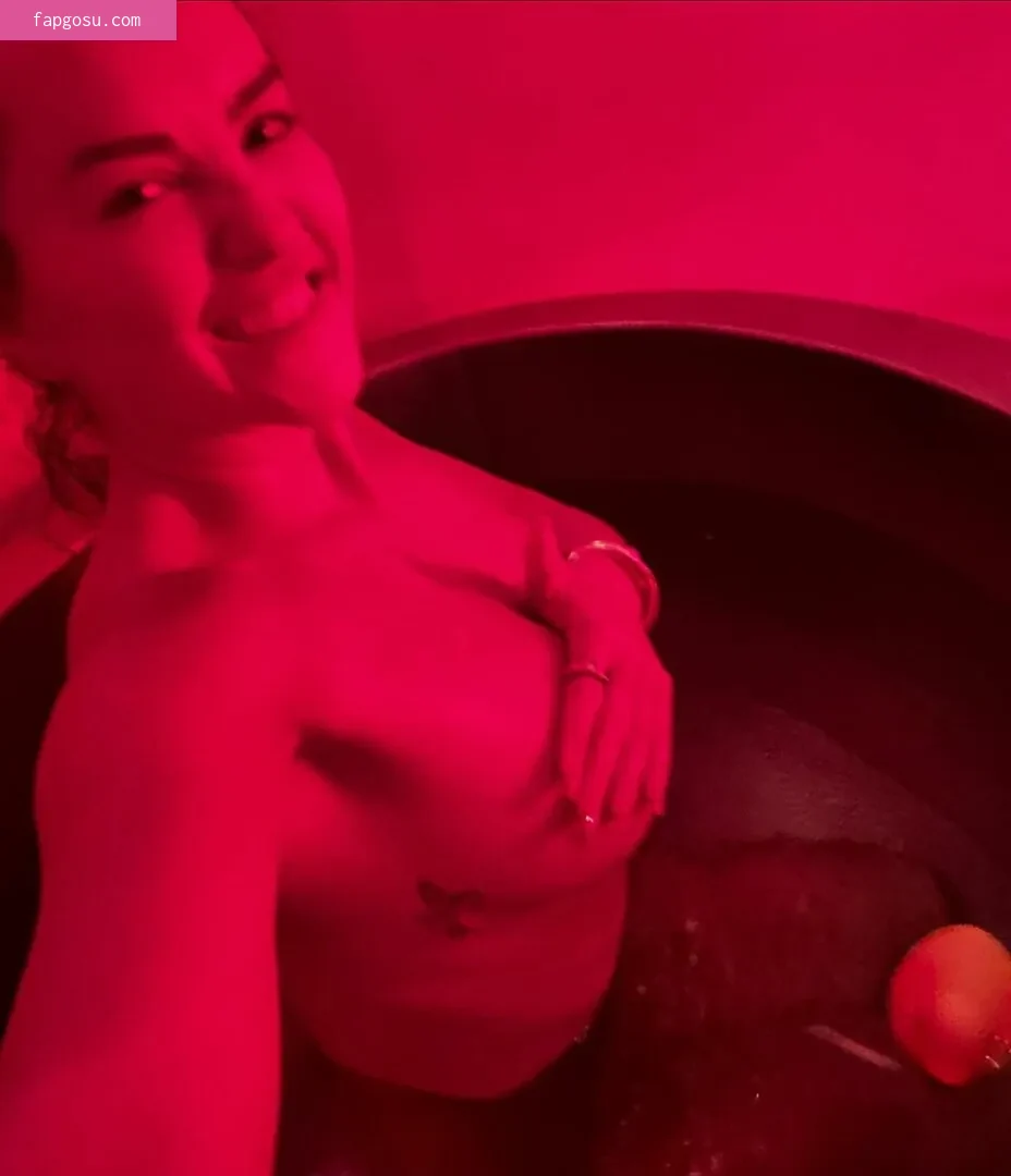 Elena Ora