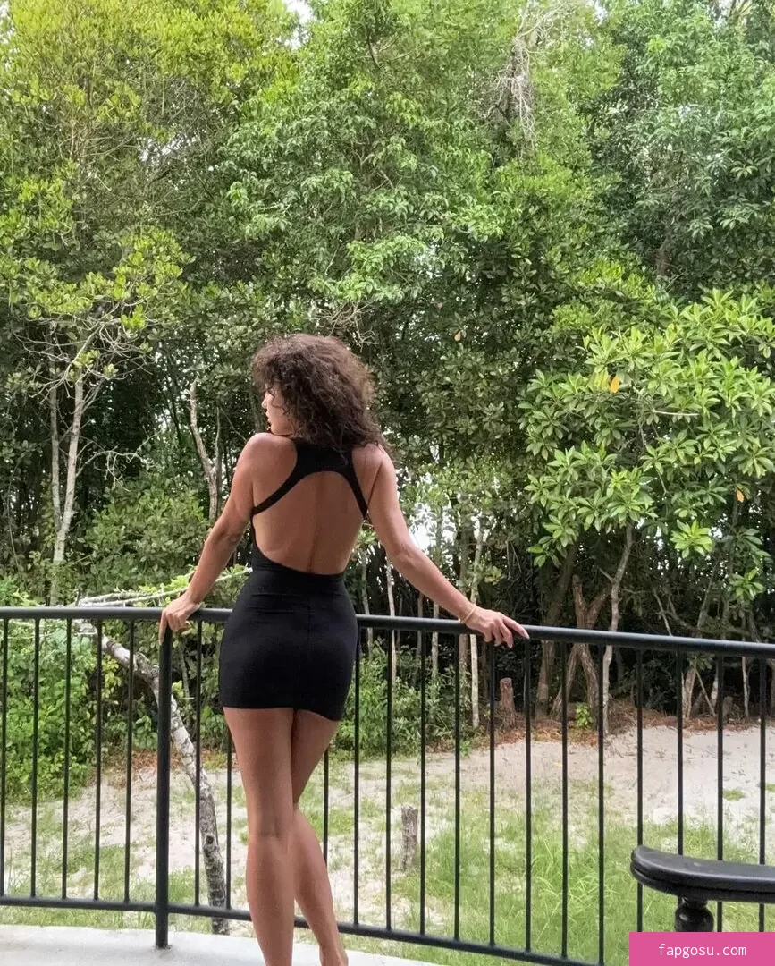 Elena Ora