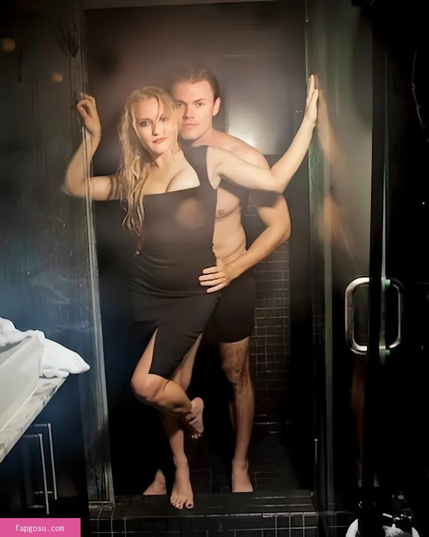 Emily Osment - Photo #201