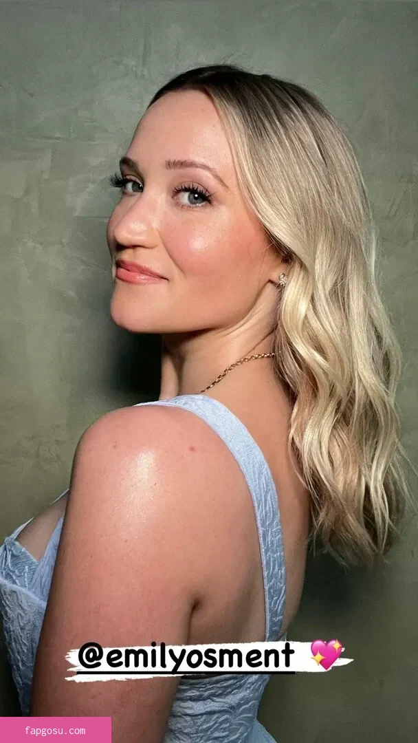 Emily Osment - Photo #209