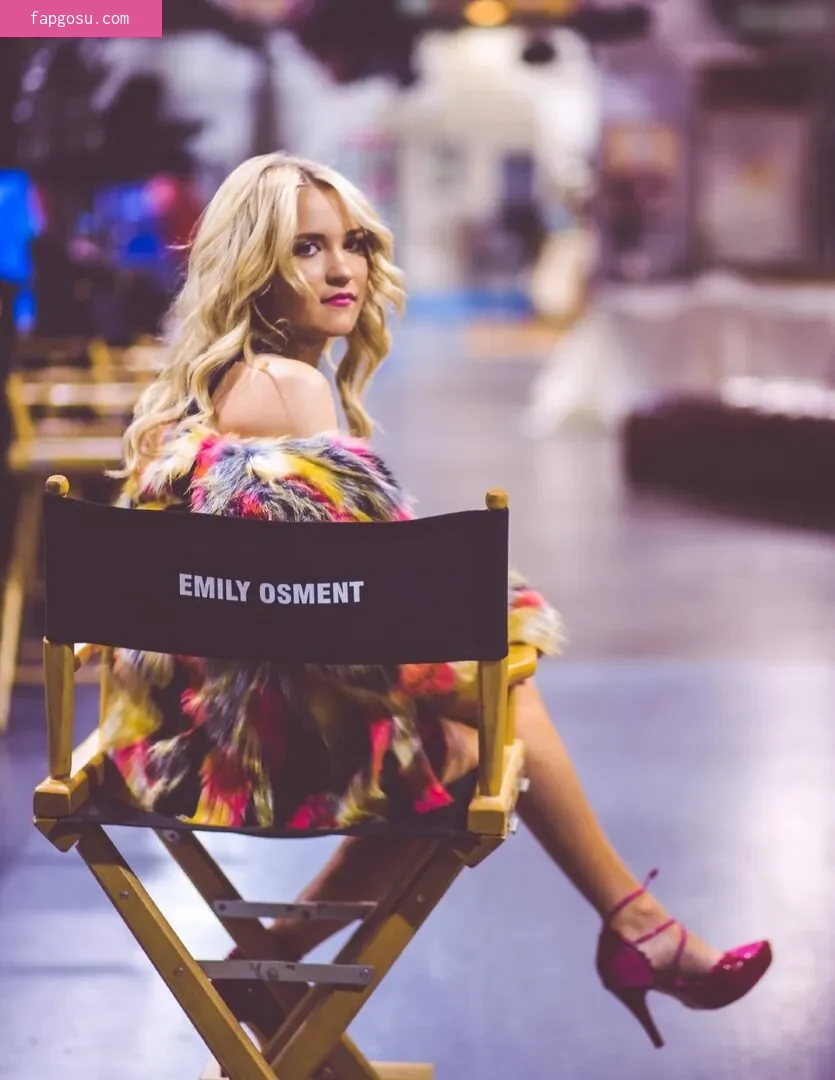 Emily Osment - Photo #372
