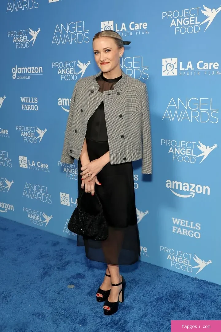 Emily Osment - Photo #399
