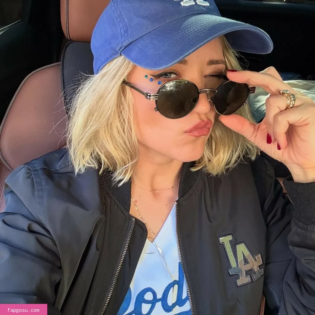 Emily Osment - Photo #418