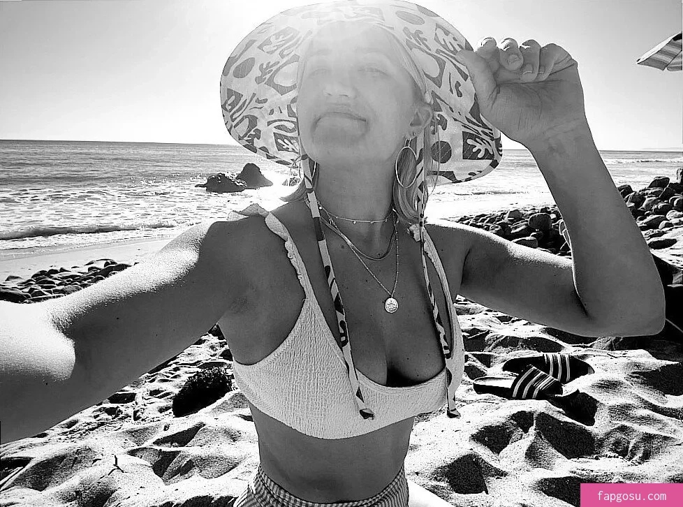 Emily Osment - Photo #8