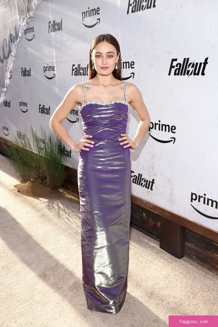 Ella Purnell