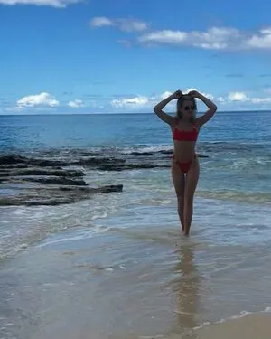 Ella Purnell