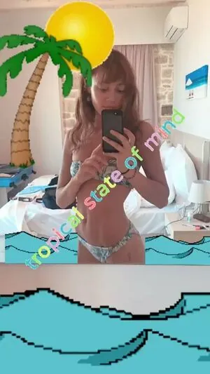 Ella Purnell
