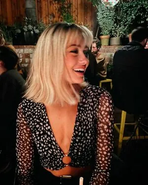 Ella Purnell