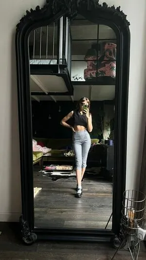 Ella Purnell