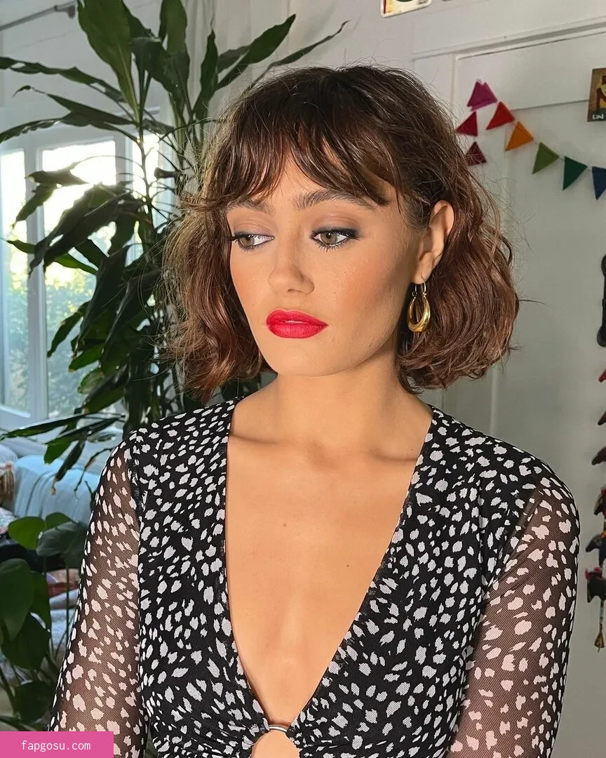 Ella Purnell - Photo #424