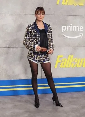 Ella Purnell