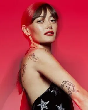 Ella Purnell