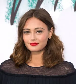 Ella Purnell