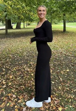 Emma Paton content