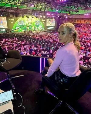 Emma Paton content