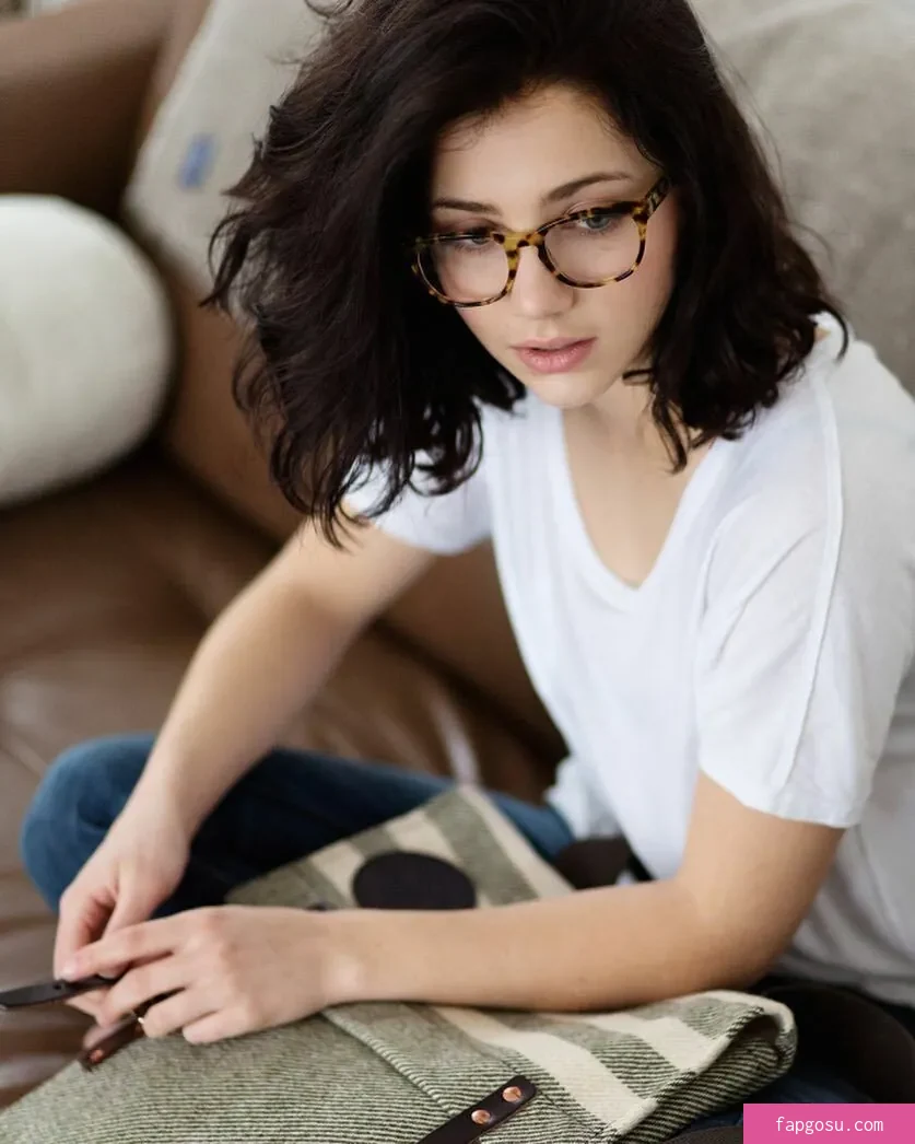 Emily Rudd