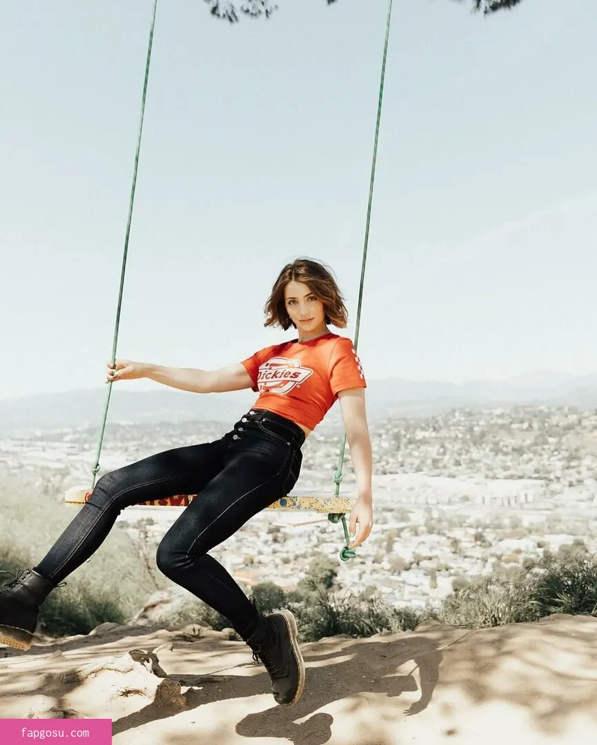 Emily Rudd