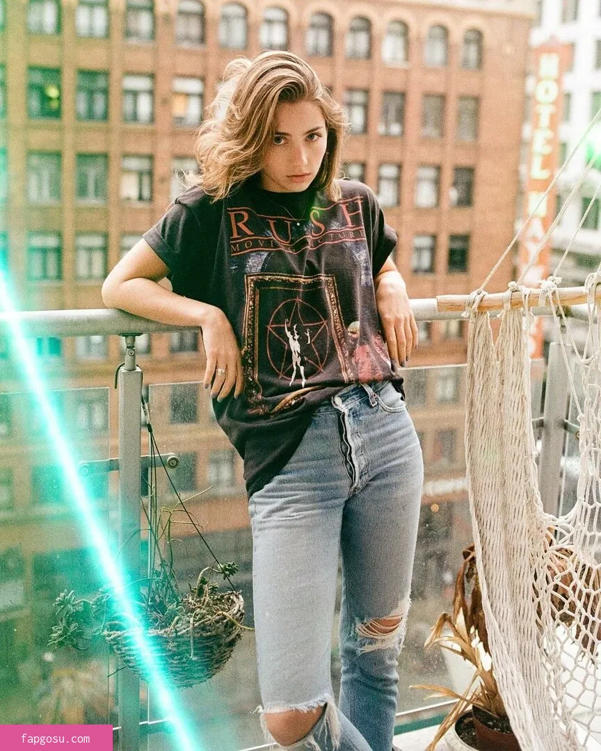 Emily Rudd
