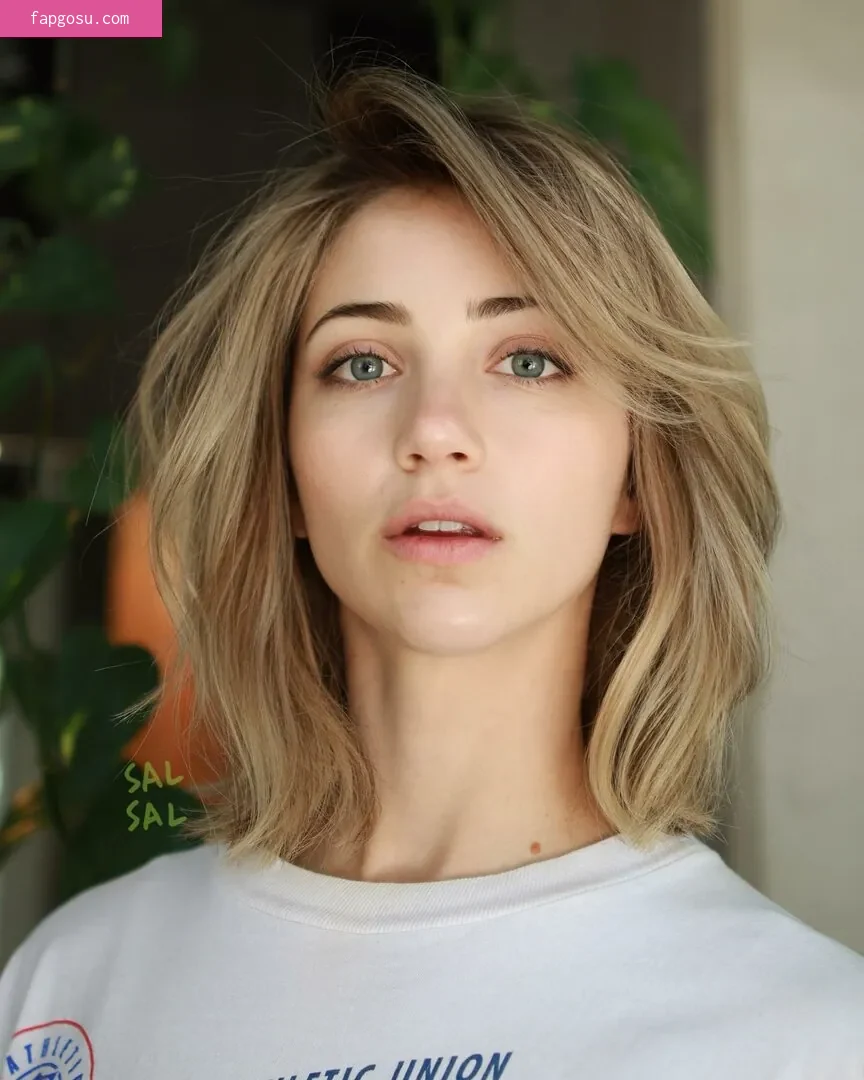 Emily Rudd