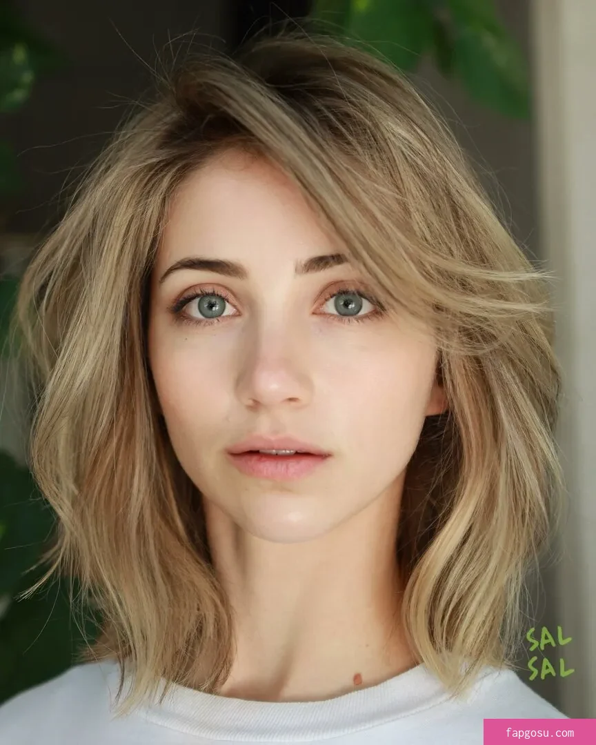 Emily Rudd