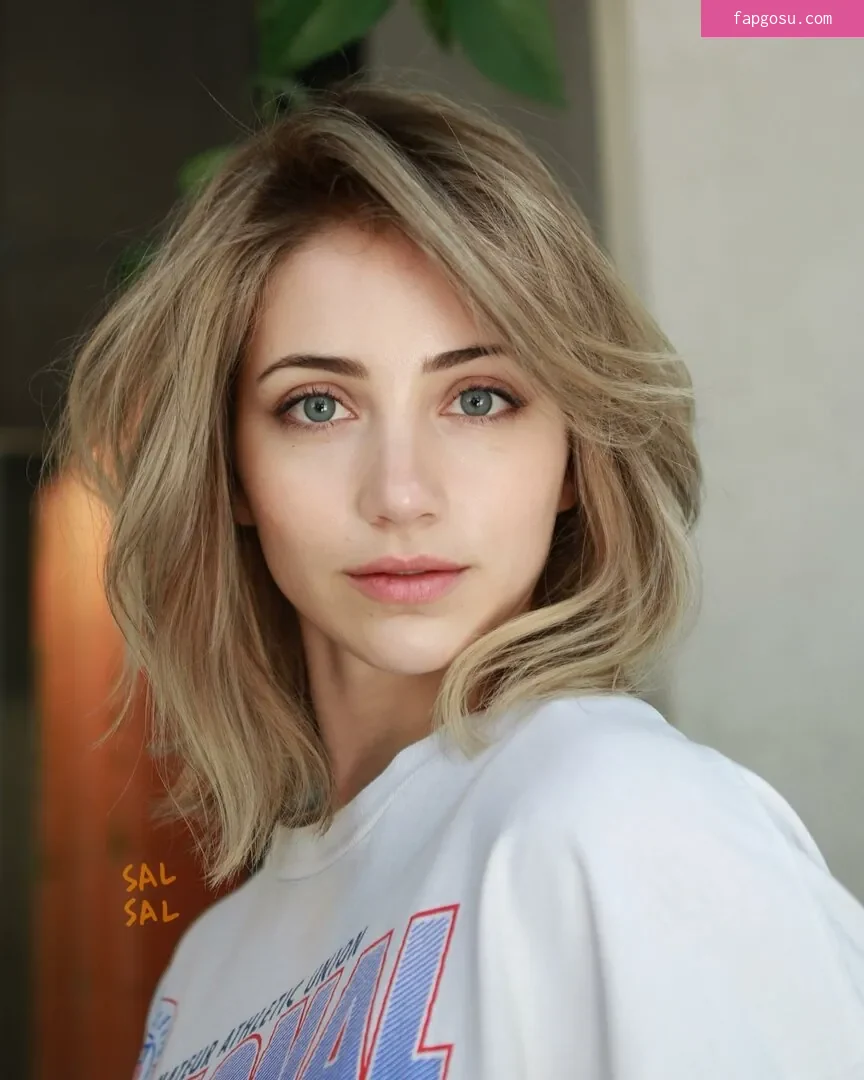 Emily Rudd