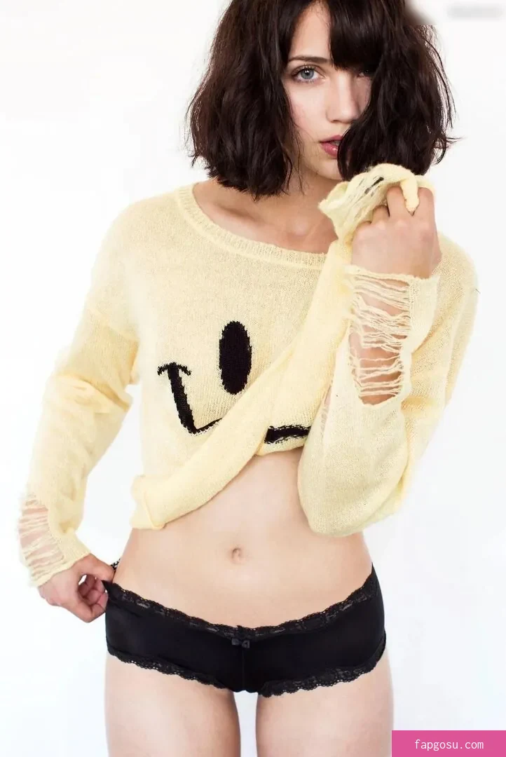 Emily Rudd