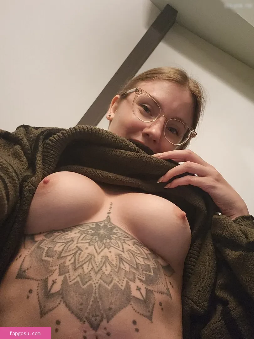 Emma Ruby