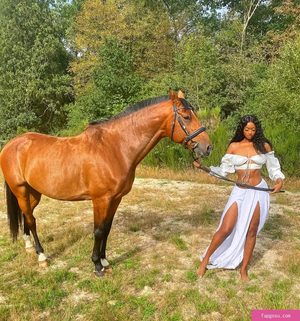 Elinda San