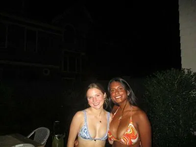 Emily_santtt content