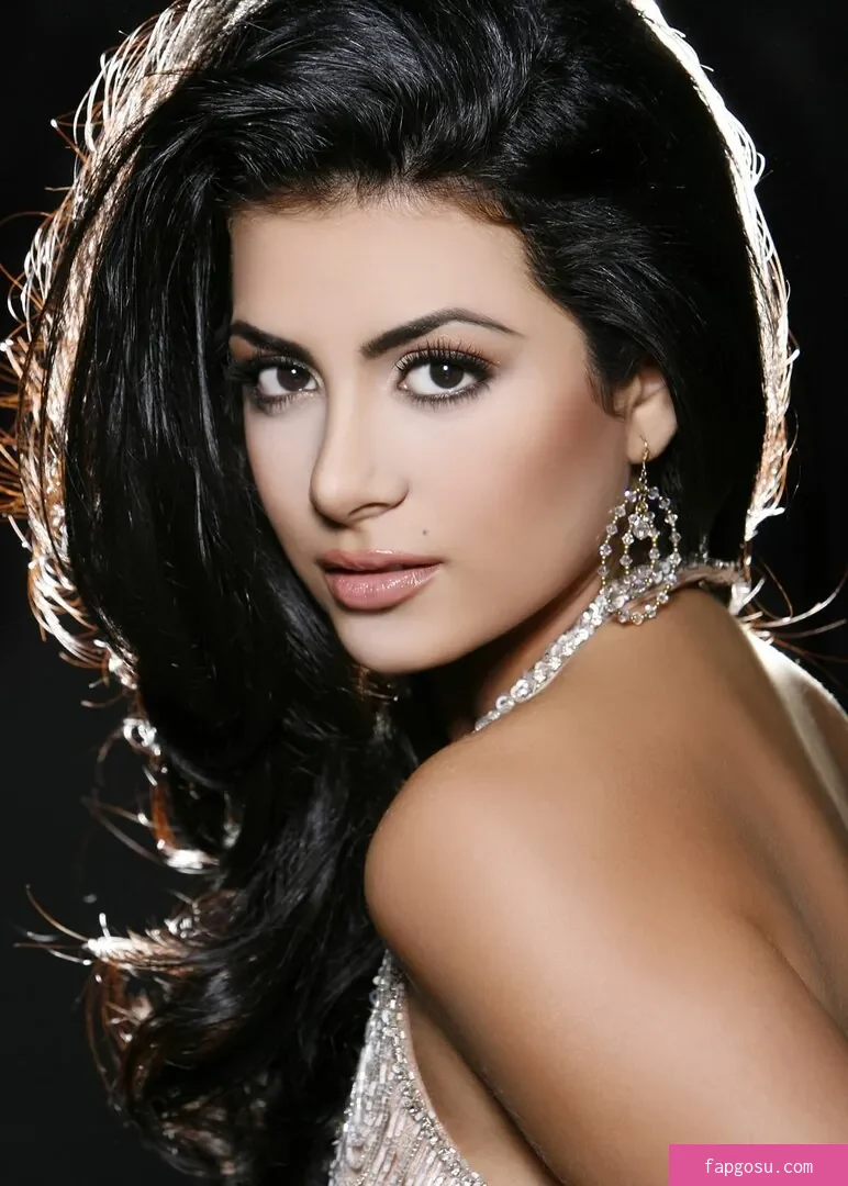 Emeraude Toubia