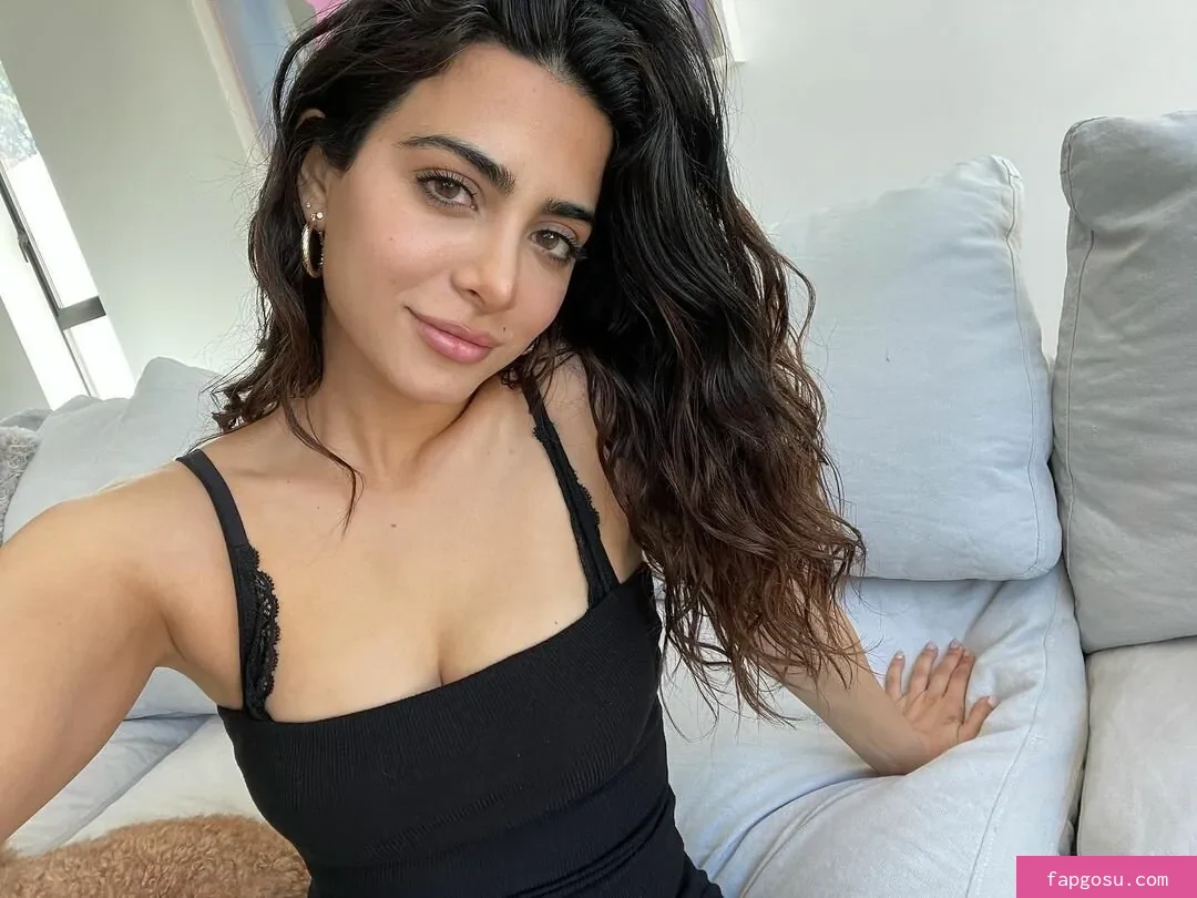 Emeraude Toubia