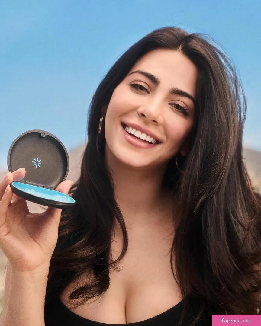 Emeraude Toubia